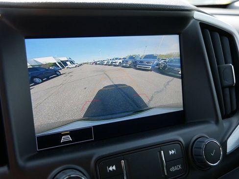 Used 2023 GMC Terrain SLT w/ Infotainment Package II AWD/4WD image 37