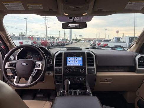 Used 2018 Ford F150 Lariat w/ Trailer Tow Package AWD/4WD image 26