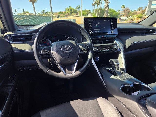 Used 2022 Toyota Venza XLE AWD/4WD image 8
