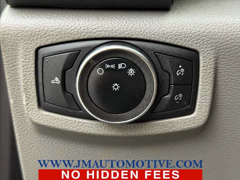Used 2019 Ford F250 XL w/ Power Equipment Group AWD/4WD image 29