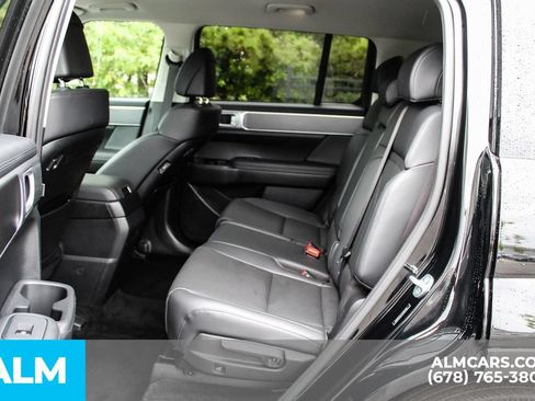 Used 2026 Hyundai Santa Fe SEL FWD image 17