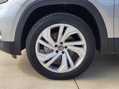Used 2023 Volkswagen Atlas SE FWD image 12