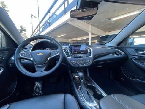 Used 2024 Chevrolet Malibu LT image 35