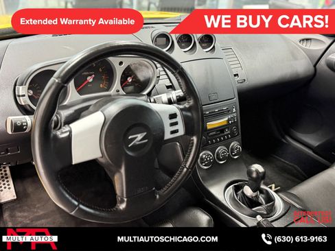 Used 2005 Nissan 350Z Touring w/ (K96) Aerodynamics Pkg RWD image 13