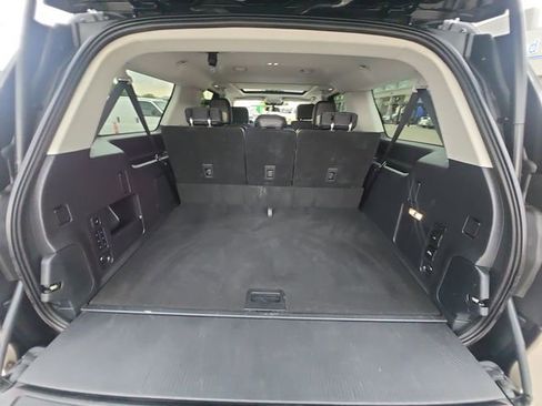 Certified 2025 Ford Expedition Max Platinum AWD/4WD image 17