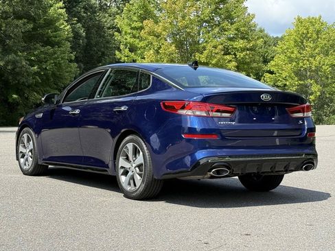 Used 2019 Kia Optima S w/ S Panoramic Sunroof Package FWD image 2