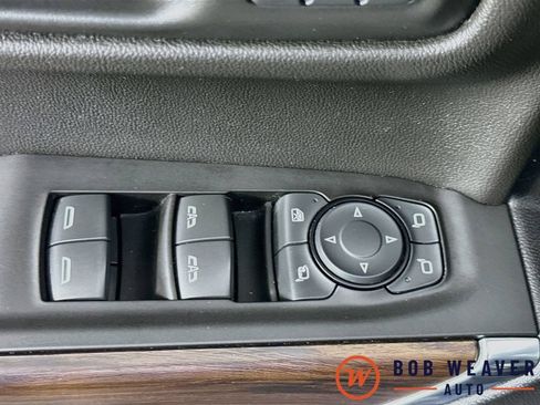 Used 2020 GMC Sierra 1500 SLT AWD/4WD image 21
