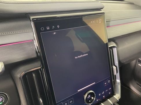 New 2026 GMC Acadia AT4 w/ Luxury Package AWD/4WD image 5