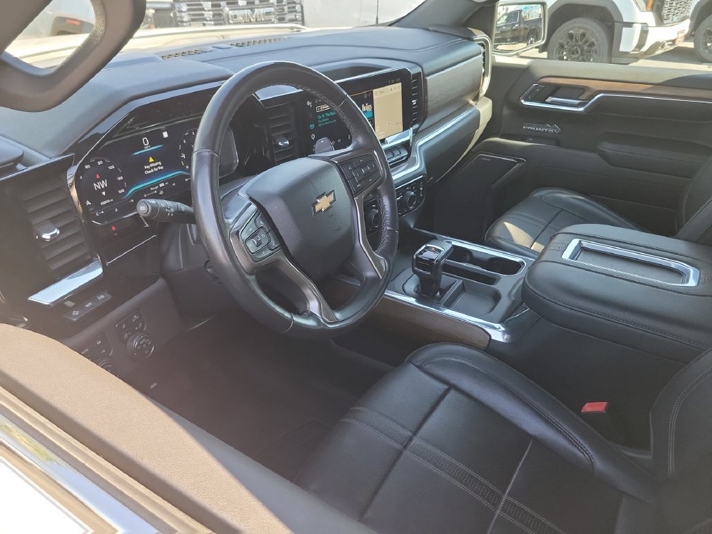 Certified 2022 Chevrolet Silverado 1500 High Country w/ Technology Package AWD/4WD image 10