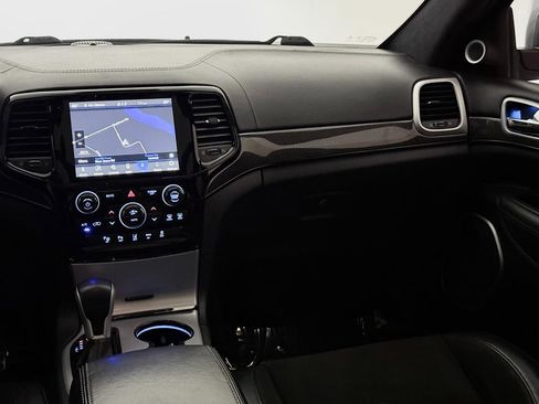 Used 2020 Jeep Grand Cherokee Trackhawk AWD/4WD image 32