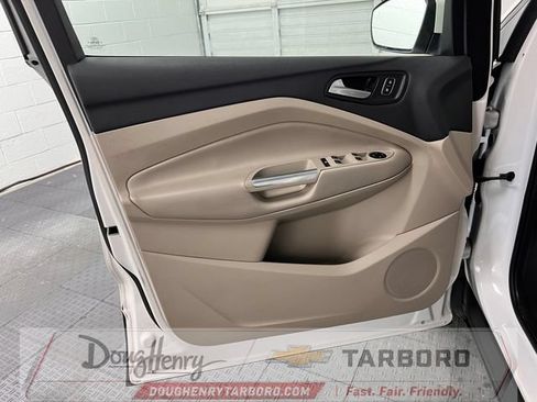 Used 2019 Ford Escape SE FWD image 22