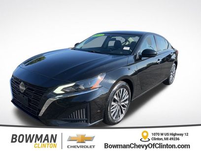 Used 2023 Nissan Altima 2.5 SV