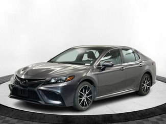 Used 2023 Toyota Camry SE image 1