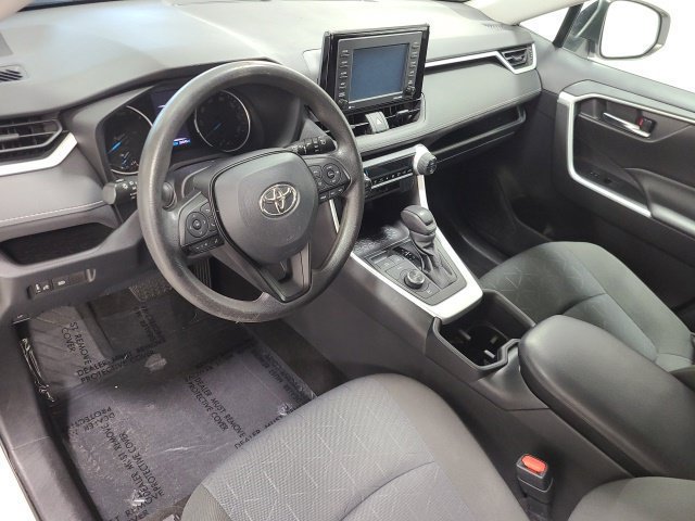 Certified 2022 Toyota RAV4 XLE w/ Carpet Mat Package (TMS) AWD/4WD image 21