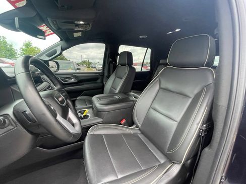 Used 2024 GMC Yukon SLT AWD/4WD image 19