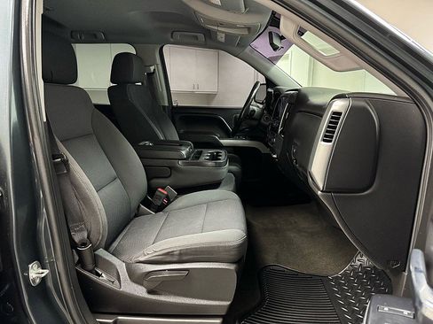 Used 2018 Chevrolet Silverado 1500 LT w/ All Star Edition image 14