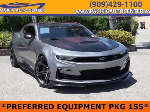 Used 2021 Chevrolet Camaro SS RWD image 1