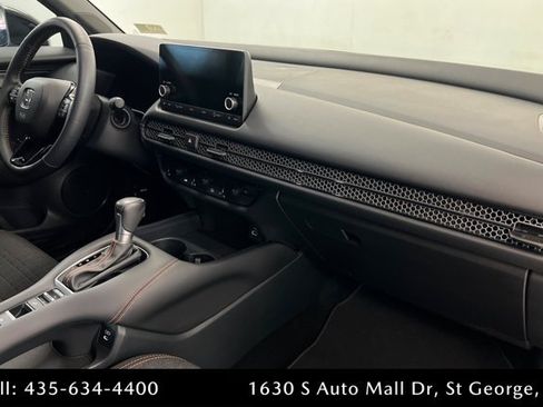 Used 2025 Honda HR-V Sport image 24