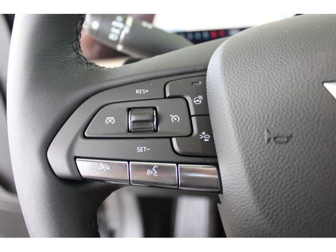 New 2024 Cadillac XT4 Luxury w/ Cold Weather Package image 14