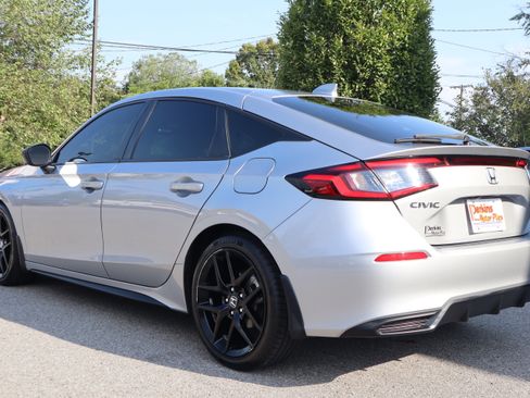 Used 2022 Honda Civic Sport image 9