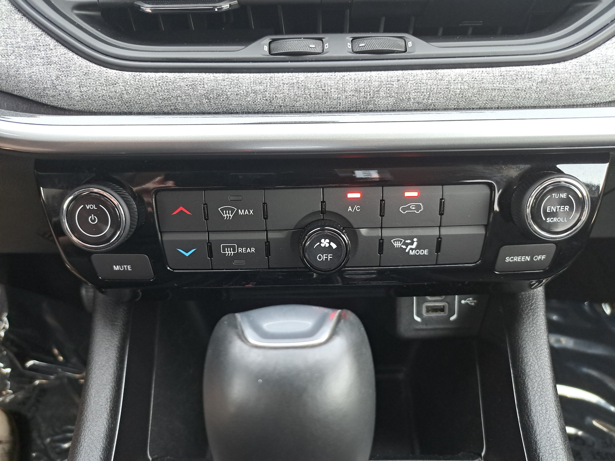 Certified 2022 Jeep Compass Latitude AWD/4WD image 21