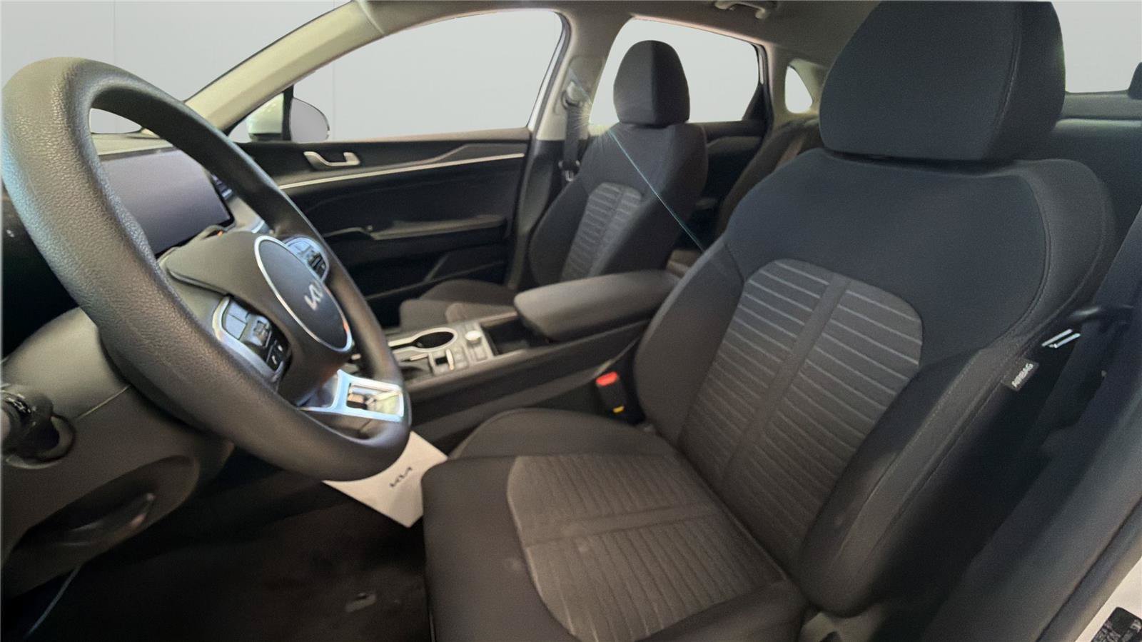 New 2026 Kia K5 LXS FWD image 10