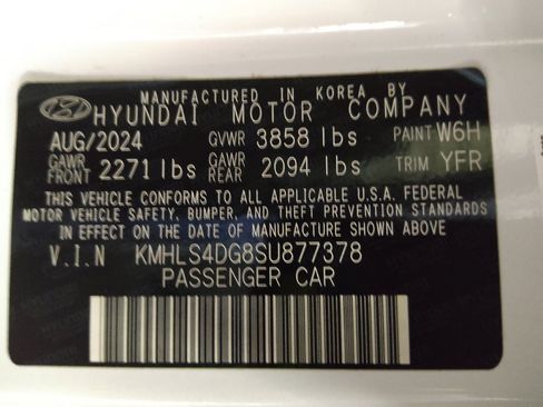 Used 2025 Hyundai Elantra SEL FWD image 33