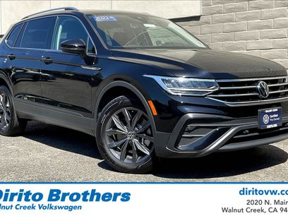 Certified 2022 Volkswagen Tiguan SE w/ Panoramic Sunroof Package