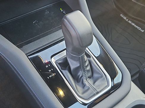 Certified 2025 Subaru Forester Premium image 20