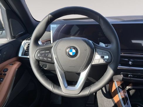 New 2026 BMW X5 xDrive40i w/ Premium Package AWD/4WD image 12