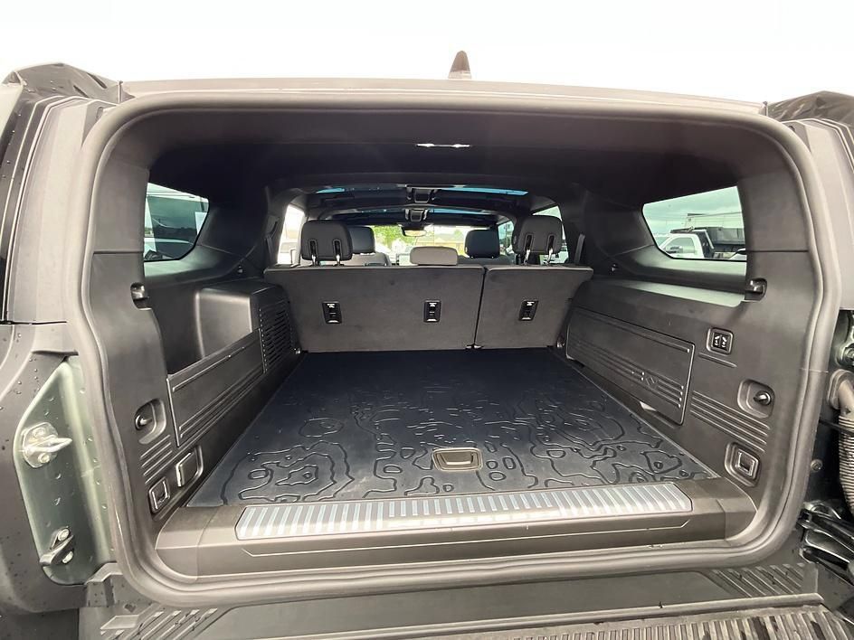 Used 2024 GMC Hummer EV 3X AWD/4WD image 10