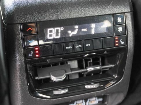 Used 2023 Jeep Grand Cherokee L Limited image 22