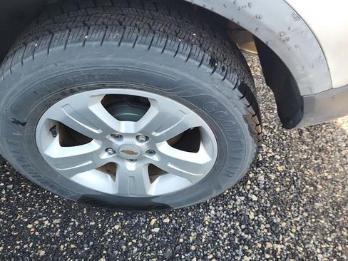 Used 2014 Chevrolet Captiva Sport LS FWD image 7