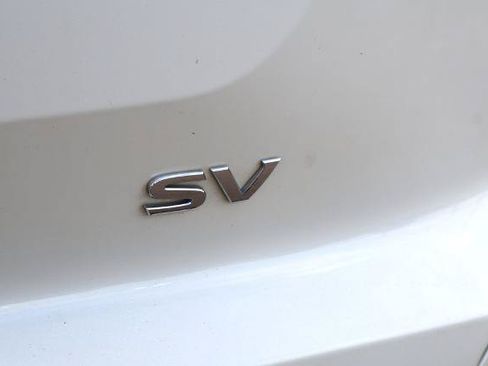 Certified 2024 Nissan Pathfinder SV FWD image 8