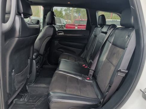 Used 2019 Jeep Grand Cherokee Altitude image 33