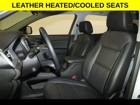 Used 2023 GMC Acadia SLT w/ Elevation Edition AWD/4WD image 4