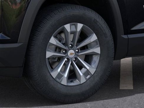 New 2026 Chevrolet Equinox LT w/ Convenience Package II AWD/4WD image 9