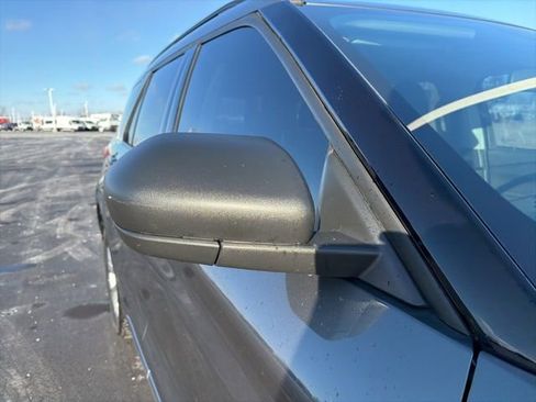 Certified 2023 Ford Explorer XLT w/ Equipment Group 202A image 3