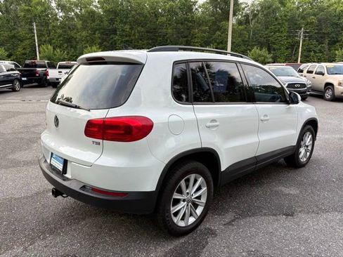 Used 2018 Volkswagen Tiguan Limited w/ Premium Package FWD image 5