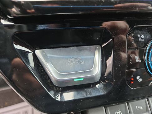 Used 2025 GMC Sierra 1500 AT4 w/ AT4 Premium Package image 19