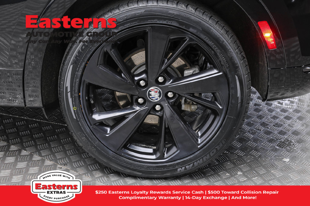 Used 2023 Buick Envision Essence w/ Sport Touring Package FWD image 9