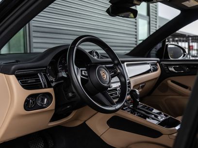 Certified 2024 Porsche Macan