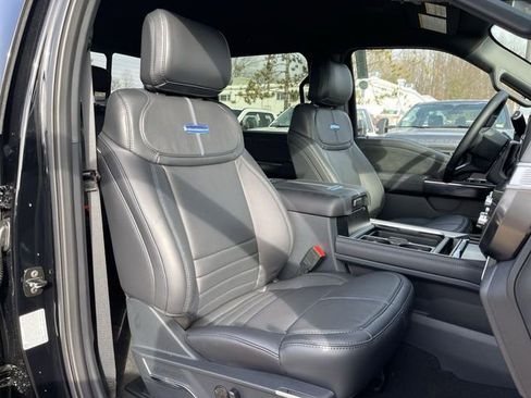 New 2026 Ford F350 Platinum w/ FX4 Off-Road Package image 22