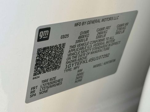 New 2025 Cadillac Escalade IQ Sport 2 w/ LPO, ONYX Package image 23