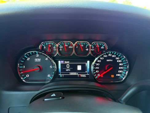 Used 2019 Chevrolet Tahoe LT RWD image 18