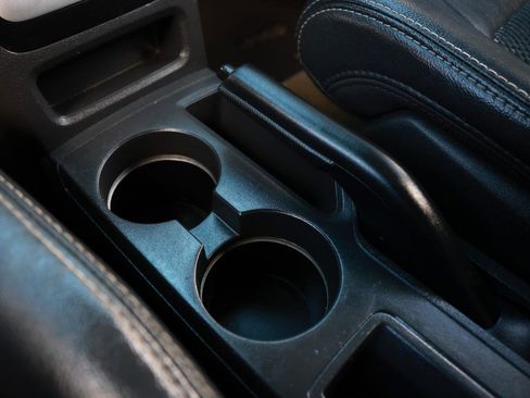 Used 2016 Jeep Compass Latitude image 36