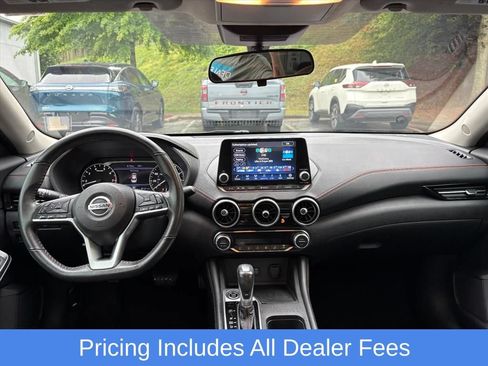 Certified 2022 Nissan Sentra SR w/ Lighting Package FWD image 9