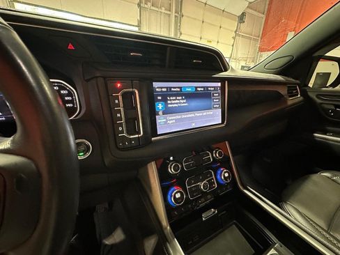 Used 2021 GMC Yukon Denali w/ Denali Ultimate Package RWD image 46