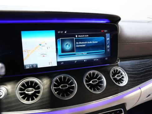 Used 2018 Mercedes-Benz E 400 Coupe image 37