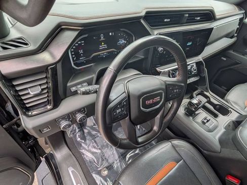Certified 2023 GMC Sierra 1500 AT4 w/ AT4 Premium Package AWD/4WD image 10
